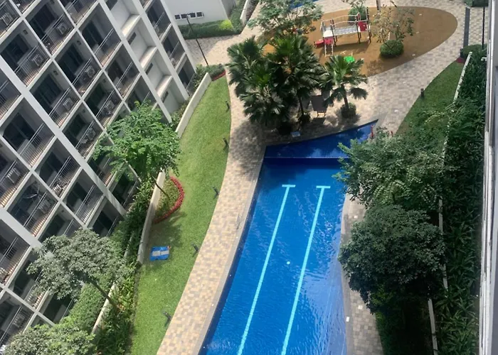 Shore Residences By Buhay Staycation Hotel 5*